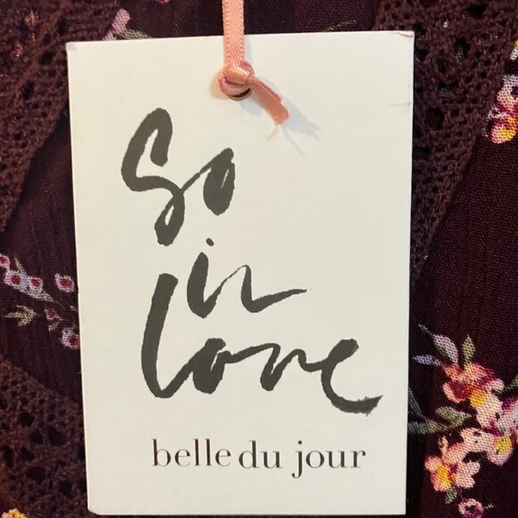 belle du jour So In Love V Neck Short‎ Sleeve Blouse - Picture 6 of 6